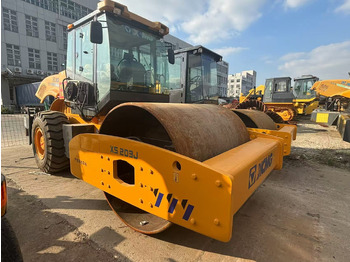 Compactor XCMG XS203J