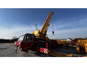All terrain crane TADANO RTF 40-3