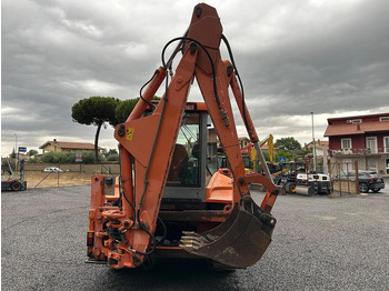 Backhoe loader Fiat HITACHI FB100.4: picture 5