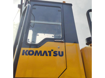 Wheel loader KOMATSU WA380: picture 5 Wheel loader KOMATSU WA380: picture 5