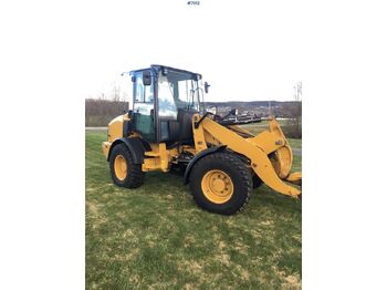 Wheel loader CATERPILLAR 908M