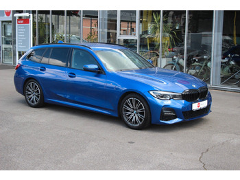 Station wagon BMW