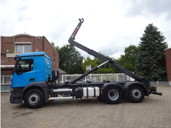 Hook lift truck Mercedes-Benz 2533 Antos MULTILIFT Abroller 6x2: picture 2