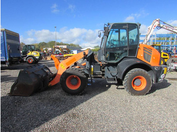 Wheel loader KOMATSU WA100