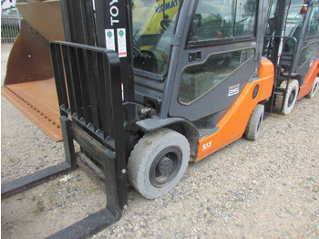 LPG forklift Toyota 02-8 FGF 25 Tonero 25 Gas Stapler 02-8FGF25 7500€: picture 2