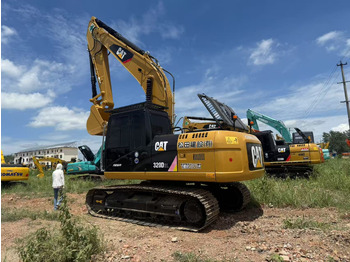 Crawler excavator CATERPILLAR 320D2