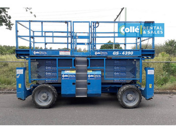 Scissor lift GENIE