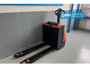 Pallet truck TOYOTA