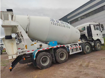 Concrete mixer truck SHACMAN