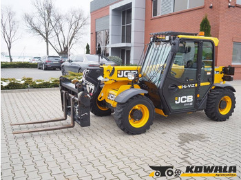 Telescopic wheel loader JCB
