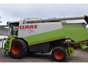 Combine harvester CLAAS Lexion 440 Evolution: picture 4