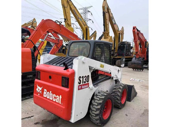 Skid steer loader Bobcat S130: picture 4