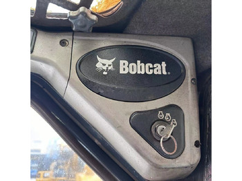 Skid steer loader Bobcat S130: picture 5