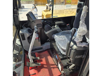 Mini excavator CATERPILLAR 305.5E2: picture 5
