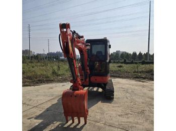 Mini excavator KUBOTA U35: picture 4