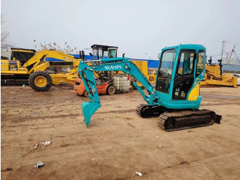 Mini excavator Kubota U30: picture 2