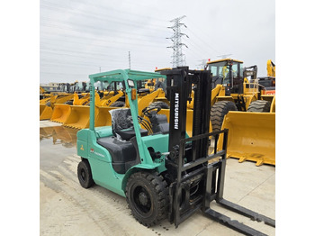 Diesel forklift Mitsubishi FD30: picture 4