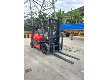 Diesel forklift Toyota FD25: picture 2