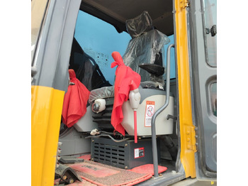 Crawler excavator XCMG XE370DA: picture 5