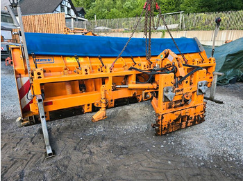 Snow plough UNIMOG
