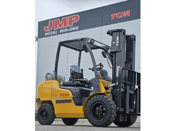 LPG forklift TCM