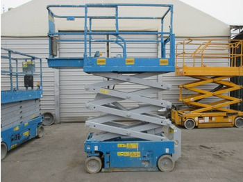 Scissor lift GENIE