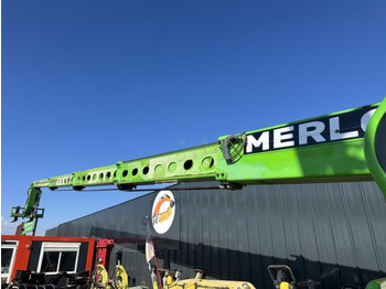 Telescopic handler Merlo ROTO 40.26 MCSS à 99500 € HT: picture 2