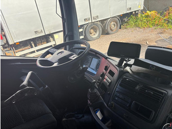 Cab and interior Mercedes-Benz Atego MP4: picture 5 Cab and interior Mercedes-Benz Atego MP4: picture 5