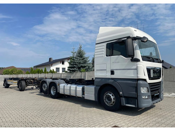 Container transporter/ Swap body truck MAN TGX 26.460