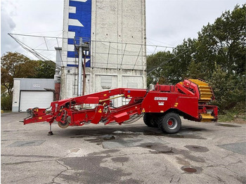 Potato harvester GRIMME