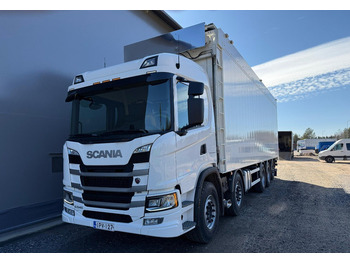 Box truck SCANIA