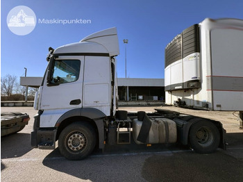 Tractor unit Mercedes-Benz Actros 1843: picture 4