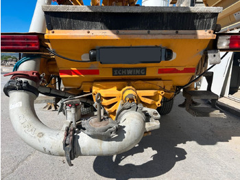 Concrete pump truck Mercedes-Benz ACTROS 3332 ELBA SCHWING 36M: picture 4 Concrete pump truck Mercedes-Benz ACTROS 3332 ELBA SCHWING 36M: picture 4