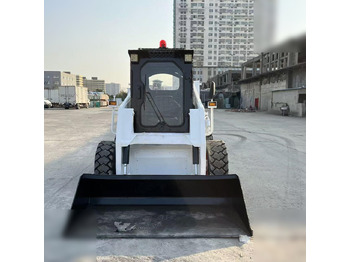 Skid steer loader BOBCAT S160: picture 4