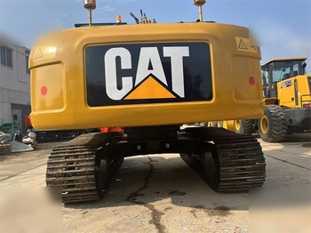 Crawler excavator CATERPILLAR 320D: picture 5