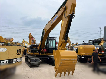 Crawler excavator CATERPILLAR 320D2