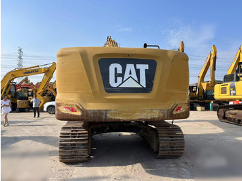 Crawler excavator CATERPILLAR 320GC: picture 3