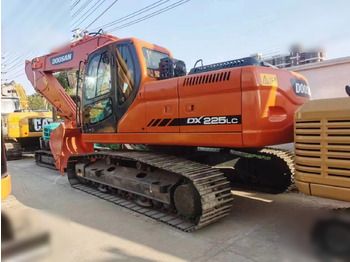 Crawler excavator DOOSAN DX225LC-5