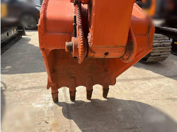 Crawler excavator HITACHI ZX75US: picture 3