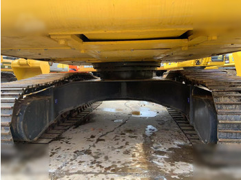 Crawler excavator KOMATSU PC220-8: picture 5