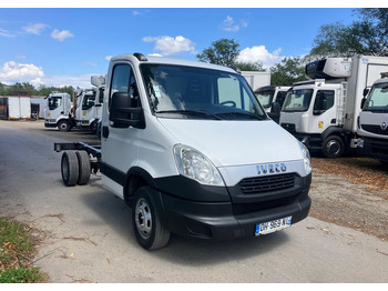 Cab chassis truck Iveco DAILY 35C13 ramo do zabudowy kiper wywrotka: picture 2