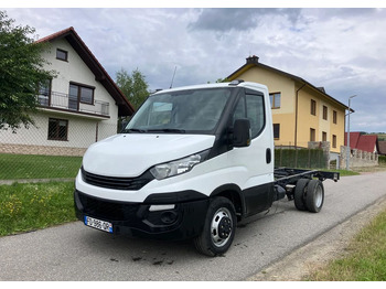 Cab chassis truck IVECO Daily 35c14