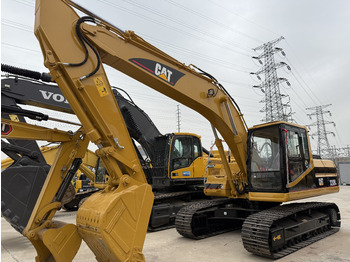 Crawler excavator CATERPILLAR 320B