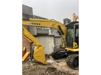 Crawler excavator KOMATSU PC130: picture 2