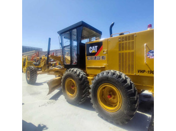 Grader CATERPILLAR 140H