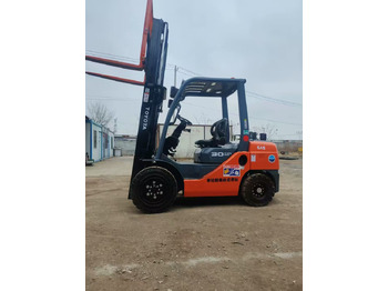 Vertical mast lift toyata 3-ton: picture 5