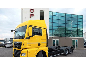 Cab chassis truck MAN TGX 26.500