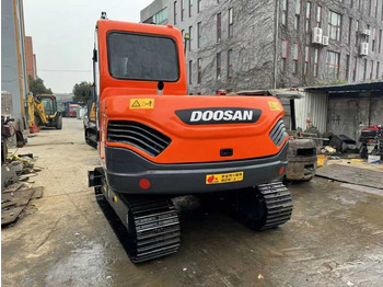 Mini excavator Certified Used Doosan DX75 Mini Excavator | Low Hours, Full Service History | Global Shipping Available: picture 3