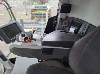 Combine harvester Claas Lexion 740: picture 4