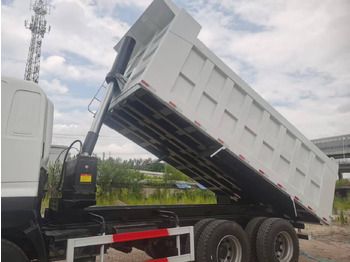 Tipper HINO